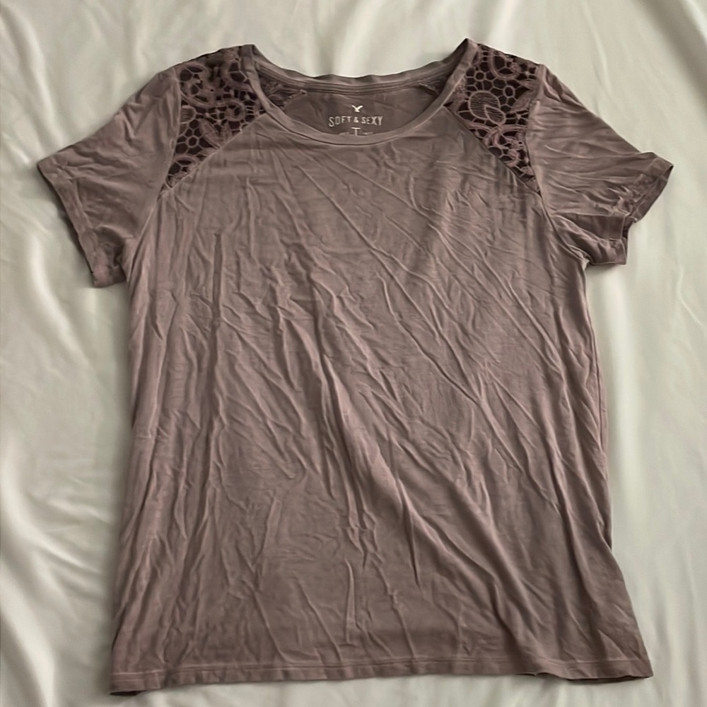 American eagle soft and sexy lace insert tee, size S